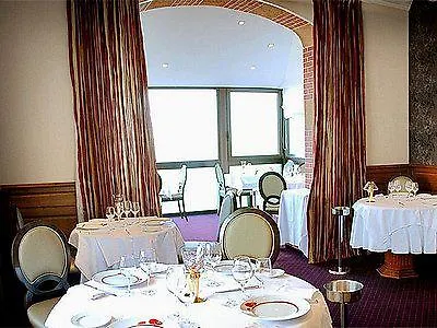 Le Manoir Du Sphinx Hotel